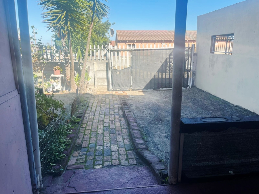 2 Bedroom Property for Sale in Sarepta Western Cape